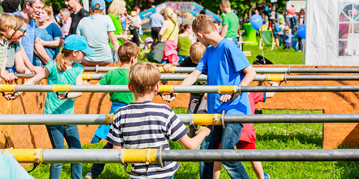 Spielende Kinder bei Dein Tag im Paradies  ©JenaKultur, A. Beetz | studiobeetz.de