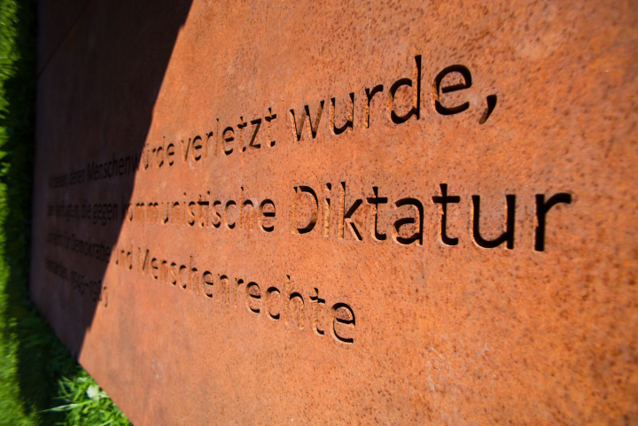 Denkmal_Verfolgten4