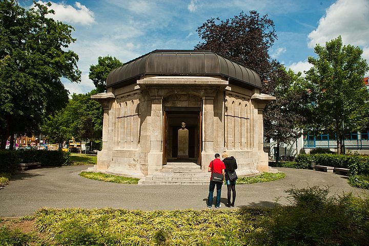 Ernst_Abbe_Denkmal