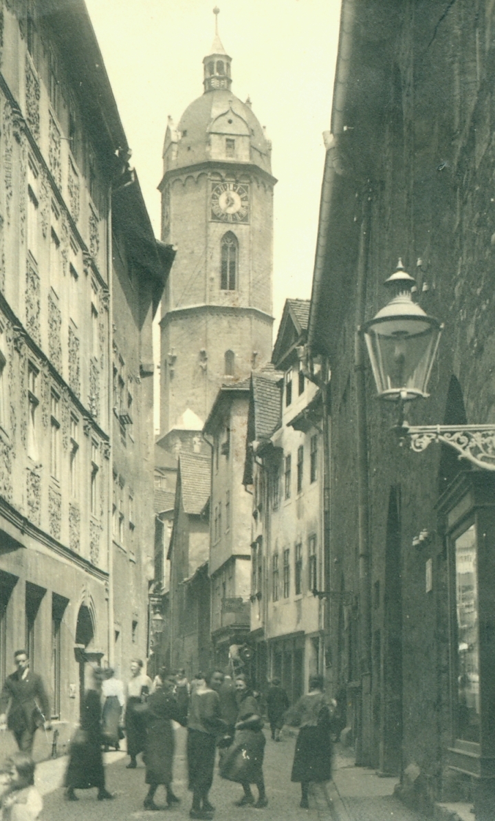 Historisches Foto der Rathausgasse Jena mit Gasbeleuchtung