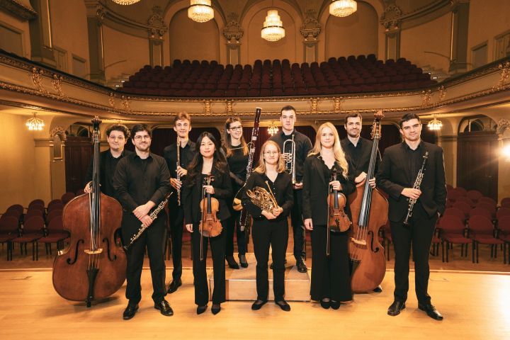 Musiker und Musikerinnen der Dualen Orchesterakademie 2022.2023