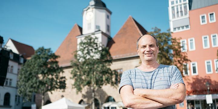 Oliver Klinke auf dem Marktplatz Jena  ©JenaKultur, C. Worsch