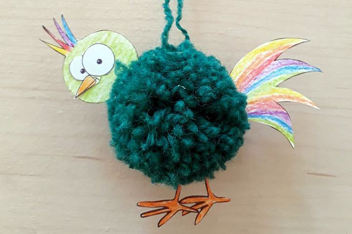 fertig gebastelter Paradiesvogel