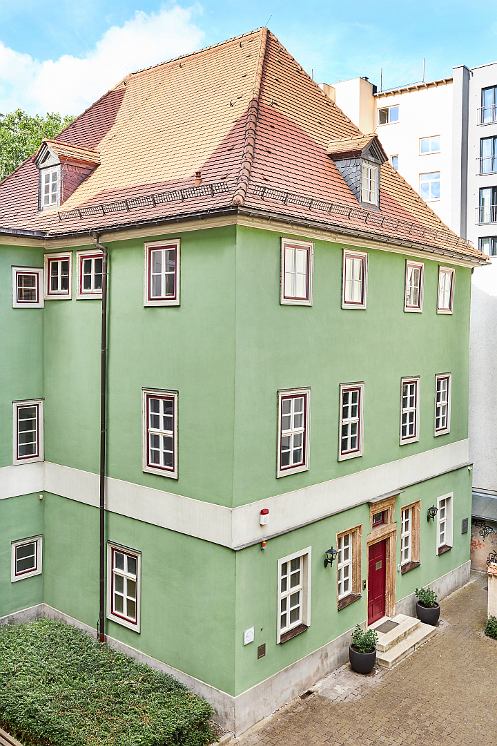 Außenansicht des Romantikerhaus Jena