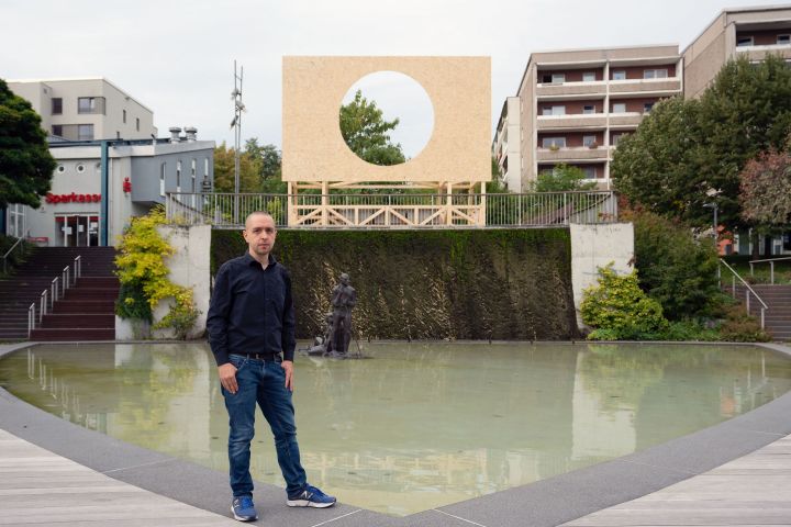 Billboard (Flagge) von Sebastian Jung