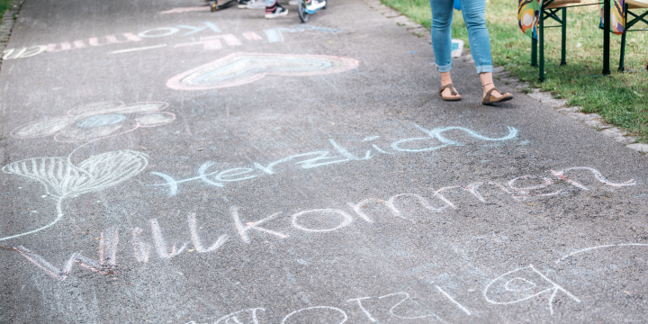 Straßenmalerei bei dein Tag im Paradies 2024  &copy;JenaKultur, C. Worsch