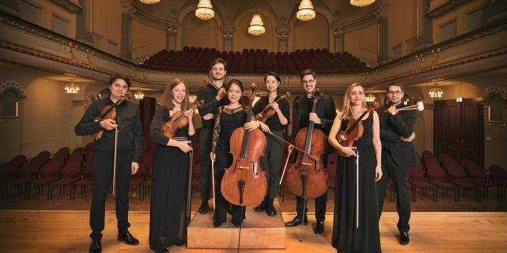 Mitglieder der Dualen Orchesterakademie Thüringen im Theatersaal  ©Ronny Ristok