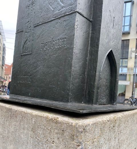 Schaden am Löbdertormodell