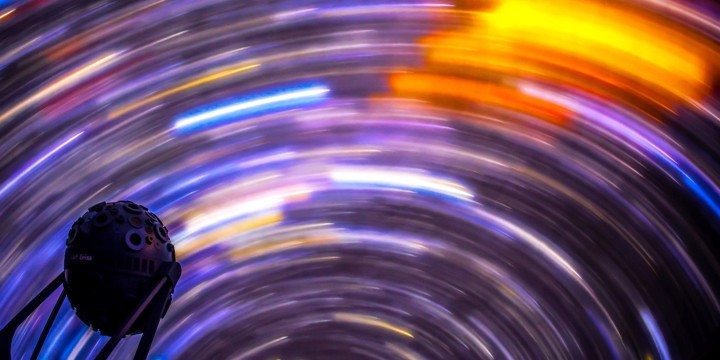 Projektor des Planetariums in Jena beim Fulldome Festival