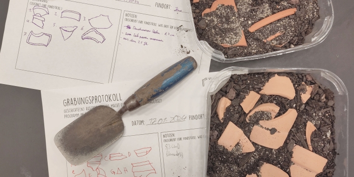 Blick in die Ausgrabungswerkstatt Geschichte(n) ausgraben, Stadtmuseum Jena