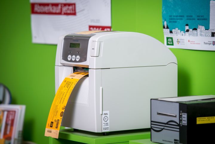 Ticketdrucker in der Jena Tourist-Information